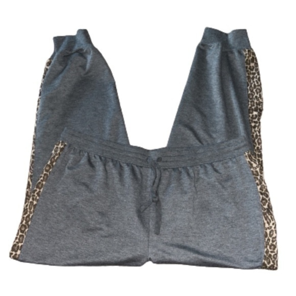 Splendid gray joggers with cheetah print size XXL